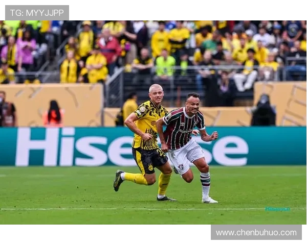 44岁门神携40岁弟媳坐镇中轴助弗鲁米嫩塞闯入世俱杯四强传奇再现绿茵