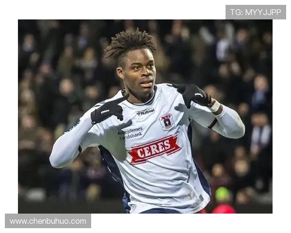 德国国脚伯克特今日接受法兰克福体检转会费达2300万欧元 德国国脚伯克特今日接受法兰克福体检转会费达2300万欧元